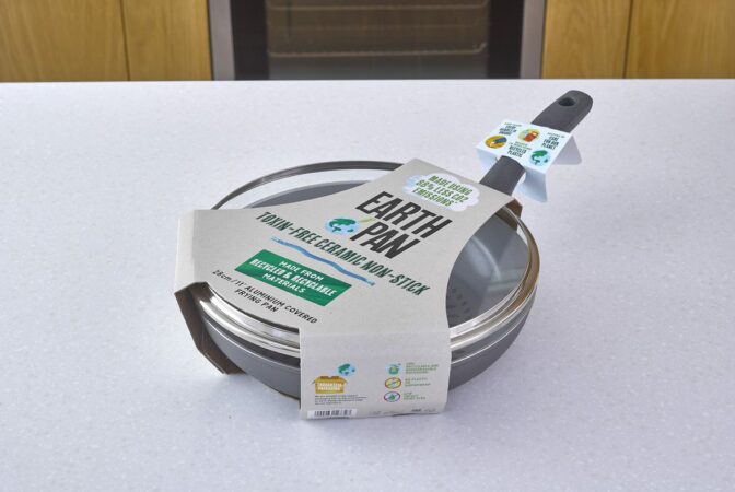 Large frying pan in sustainable packaging